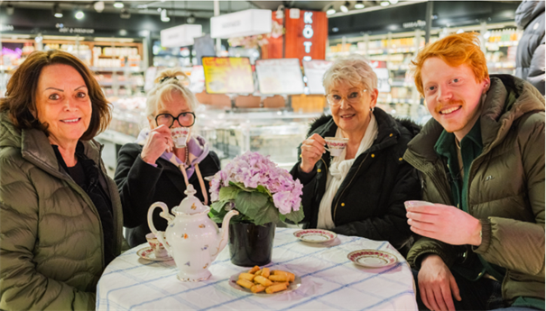 Mauri film Pengar och sånt